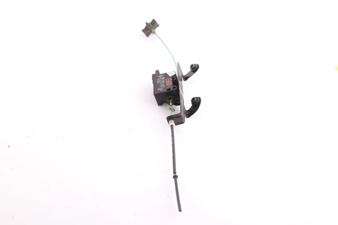 Actionneur Couvercle Trappe Réservoir Carburant pour BMW E60 E61 E63 E64 à propos du numéro de pièce 8377415 BMW E60 E61 E63 E64 Actionneur Couvercle Trappe Réservoir Carburant - SKU 8377415 - Numéro de pièce 8377415
