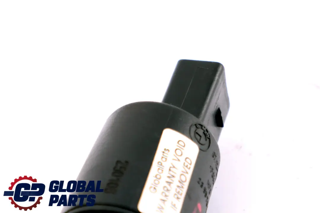 BMW 1 3 5 7 Series E60 E65 E81 E87 LCI E90 E91 Wash pump for head lamp cleaning - SKU 8377612 - Part number 67128377612
