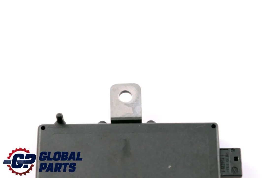 Amplificatore Eliminator 6525 per BMW X5 E53 Serie con numero di parte 8377656 BMW X5 E53 Serie Amplificatore Eliminator 6525 - SKU 8377656 - Numero di parte 8377656