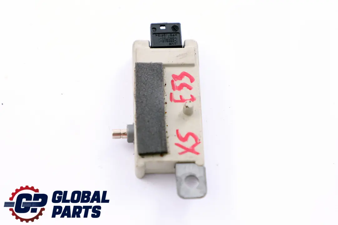 amplifier to BMW X5 SERIES E53 TV with Part number 8377658 BMW X5 SERIES E53 TV amplifier - SKU 8377658 - Part number 8377658