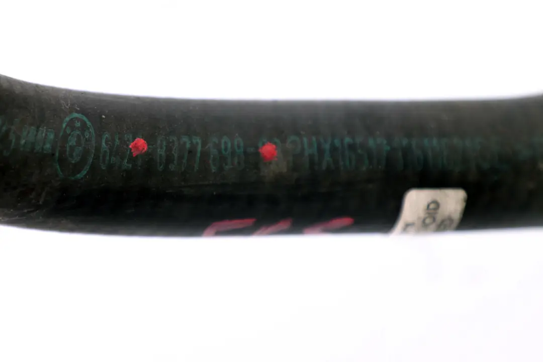 Tuyau Supplémentaire de Pompe à Eau Valve pour BMW E65 E66 E67 à propos du numéro de pièce 8377698 BMW E65 E66 E67 Tuyau Supplémentaire de Pompe à Eau Valve - SKU 8377698 - Numéro de pièce 8377698