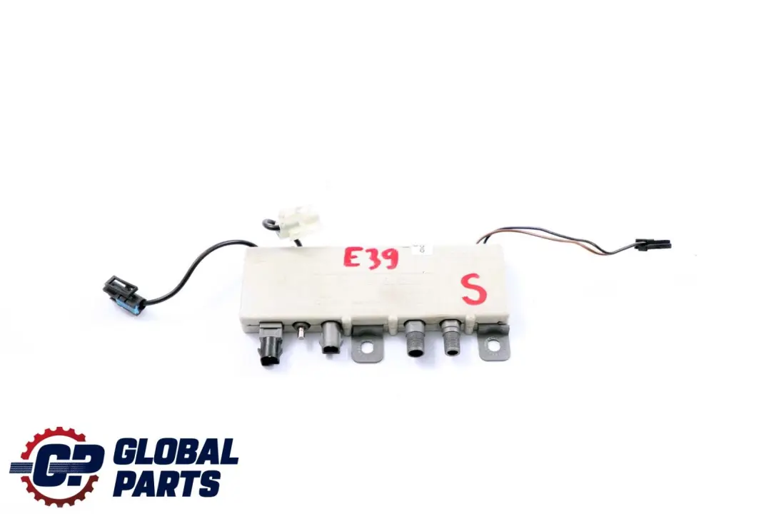 Diversity Radio Antenne Verstärker für BMW E39 E38 Limousine mit Teilenummer 8378090 BMW E39 E38 Limousine Diversity Radio Antenne Verstärker - SKU 8378090 - Teilenummer 8378090