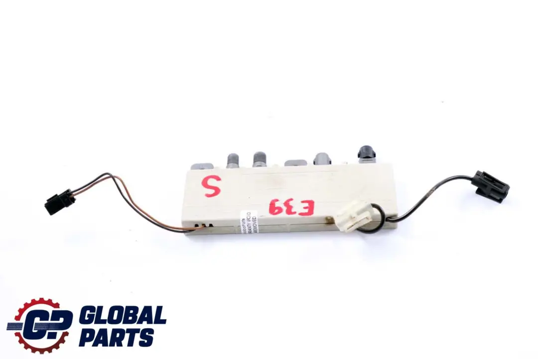Moduł Wzmacniacz Anteny Antenowy do BMW E39 E38 o numerze 8378090 BMW E39 E38 Moduł Wzmacniacz Anteny Antenowy - SKU 8378090 - Numer Części 8378090