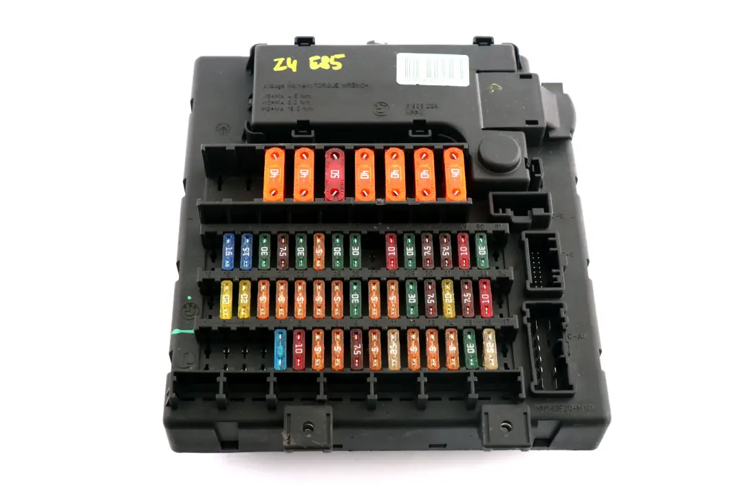 Sicherungskasten für BMW Z4 er E85 E86 mit Teilenummer 8378113 BMW Z4 er E85 E86 Sicherungskasten - SKU 8378113 - Teilenummer 8378113