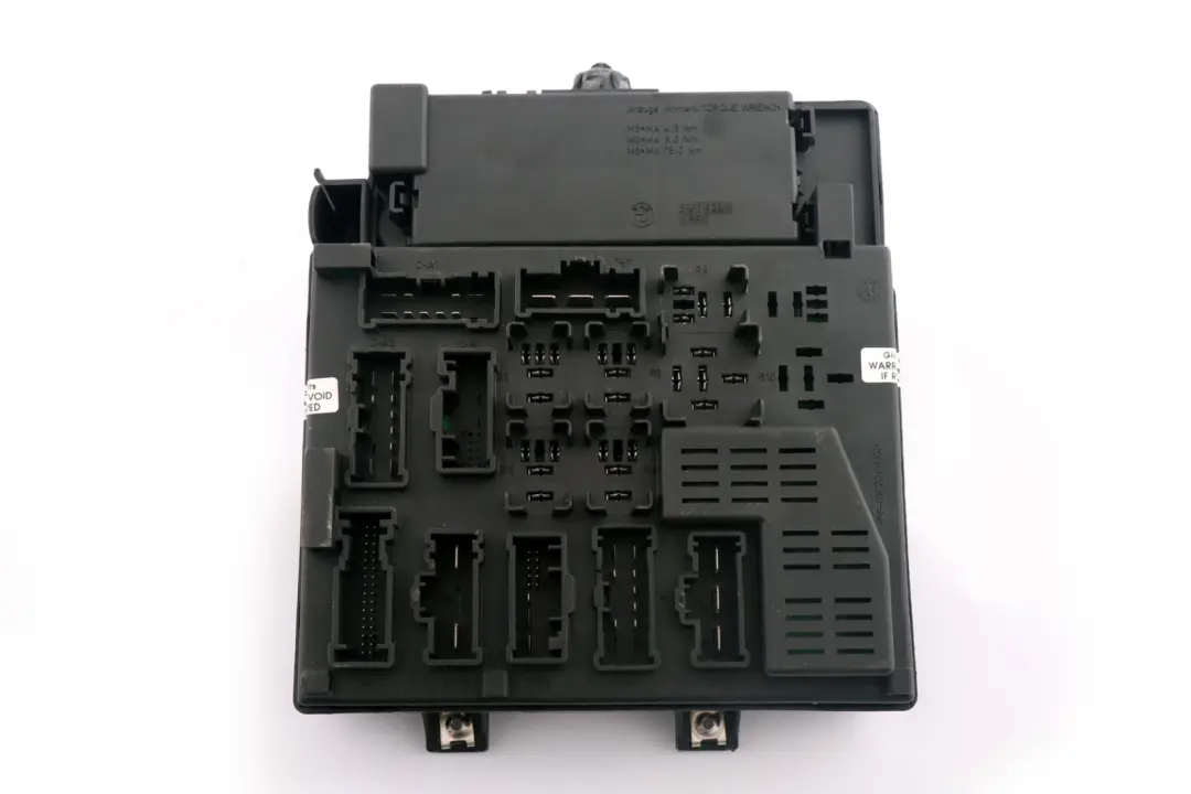 Skrzynka bezpieczników do BMW Z4 E85 E86 o numerze 8378113 BMW Z4 E85 E86 Skrzynka bezpieczników - SKU 8378113 - Numer Części 8378113