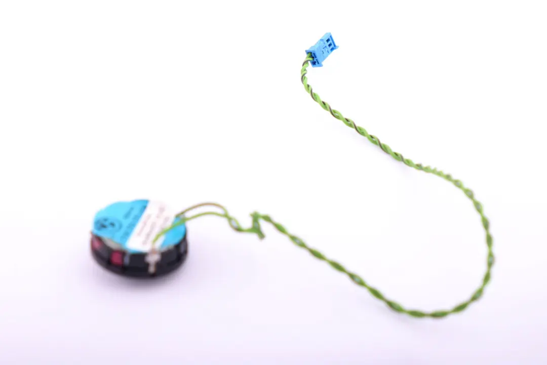 Hifi Altavoz De puerta Tweeter derecho para BMW E53 con número de pieza 8379370 BMW E53 Hifi Altavoz De puerta Tweeter derecho - SKU 8379370 - Número de pieza 8379370