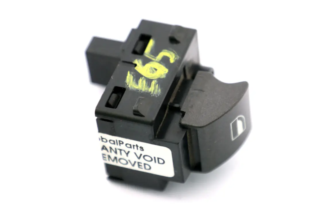 Interrupteur Leve-vitre 6131 pour BMW 7 Serie E65 E66 E67 à propos du numéro de pièce 8379597 BMW 7 Serie E65 E66 E67 Interrupteur Leve-vitre 6131 - SKU 8379597 - Numéro de pièce 8379597