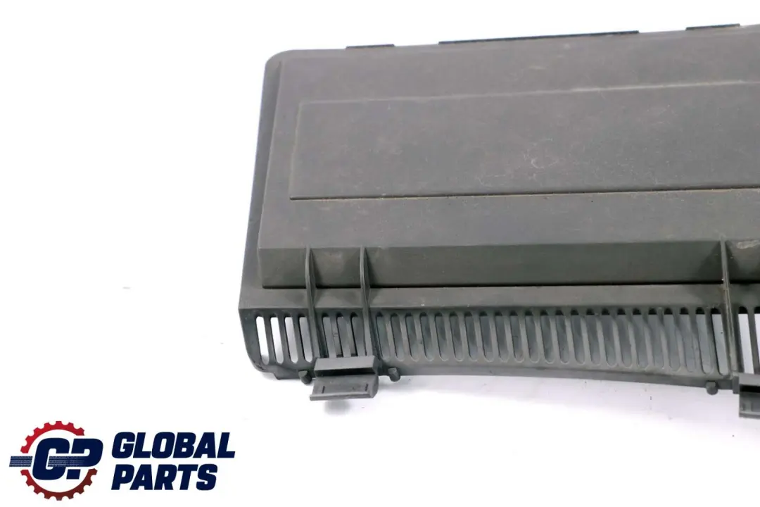 BMW 5 Series E39 Right O/S Air Box Pollen Microfilter Service Cover - SKU 8379626 - Part number 8379626
