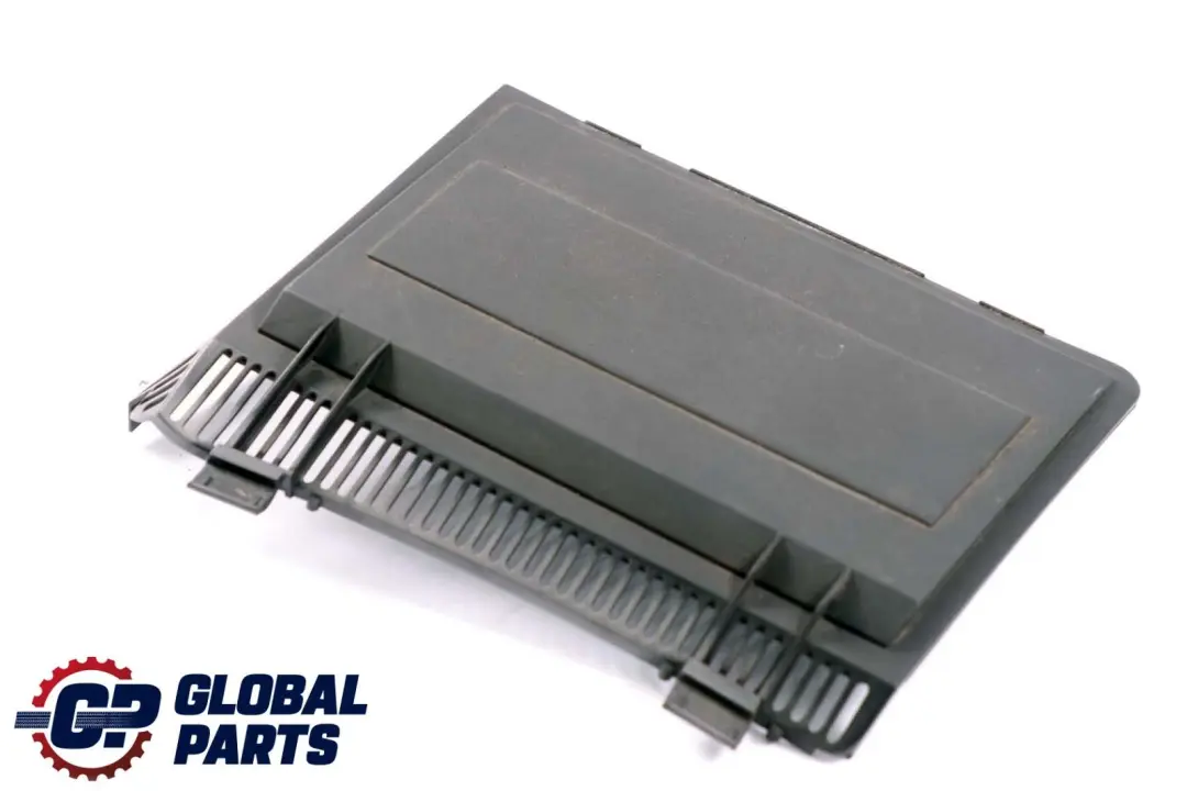 Izquierda Caja de Aire Microfiltro de Polen Tapa de Servicio para BMW E39 con número de pieza 8379627 BMW E39 Izquierda Caja de Aire Microfiltro de Polen Tapa de Servicio - SKU 8379627 - Número de pieza 8379627