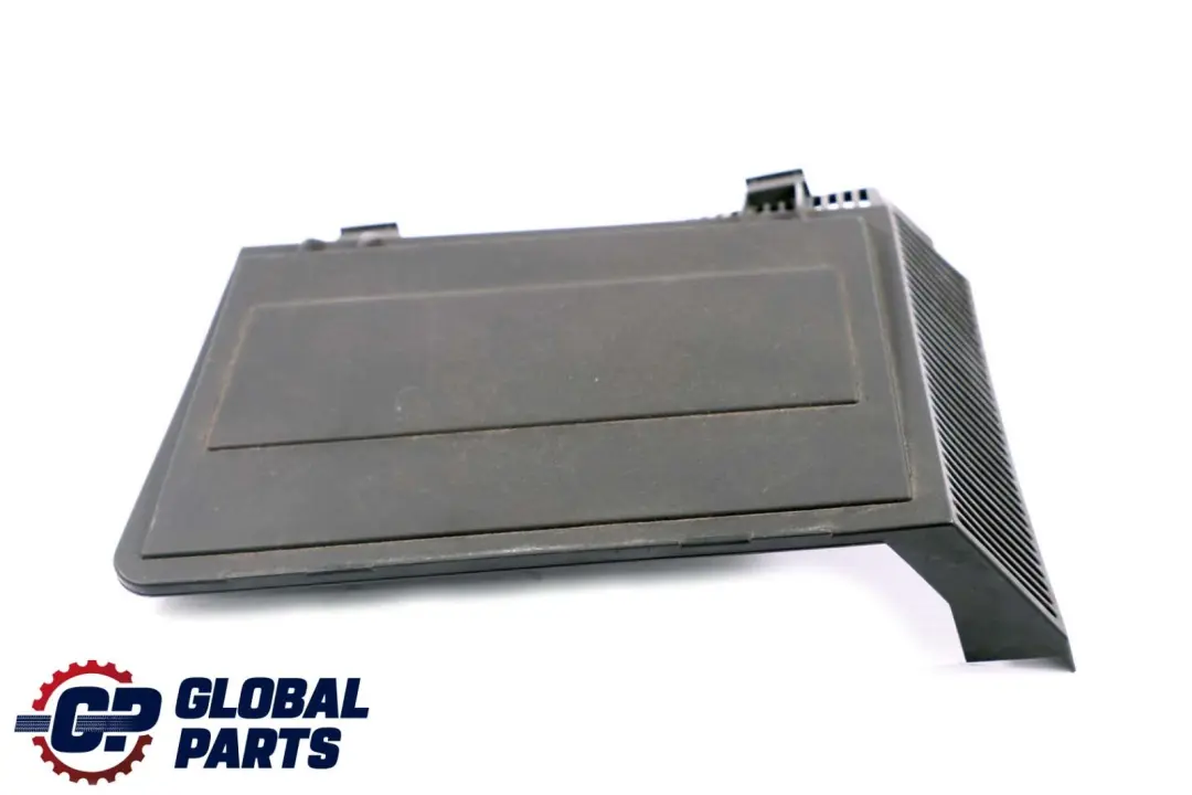 BMW E39 Izquierda Caja de Aire Microfiltro de Polen Tapa de Servicio - SKU 8379627 - Número de pieza 8379627
