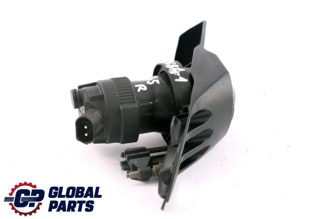 Światła Przeciwmgielne Prawe Lampa Światło do BMW E65 E66 E67 o numerze 8379684 BMW E65 E66 E67 Światła Przeciwmgielne Prawe Lampa Światło - SKU 8379684-1 - Numer Części 8379684