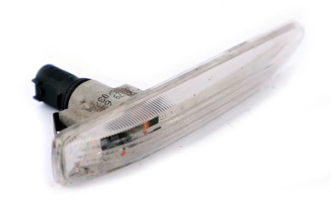 BMW 7 Series E65 E66 Right Side Additional Turn Indicator Lamp O/S - SKU 8379686 - Part number 7164756