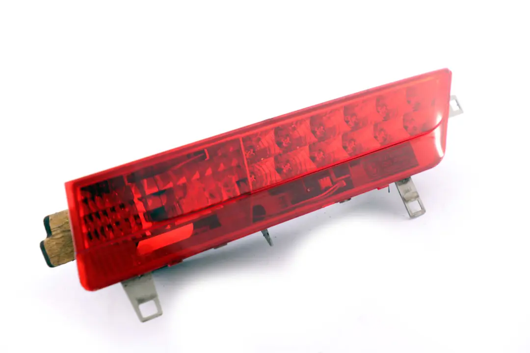 Right Rear Light In Trunk Lid Tail Lamp O/S to BMW 7 Series E65 E66 E67 with Part number 8379690 BMW 7 Series E65 E66 E67 Right Rear Light In Trunk Lid Tail Lamp O/S - SKU 8379690 - Part number 8379690