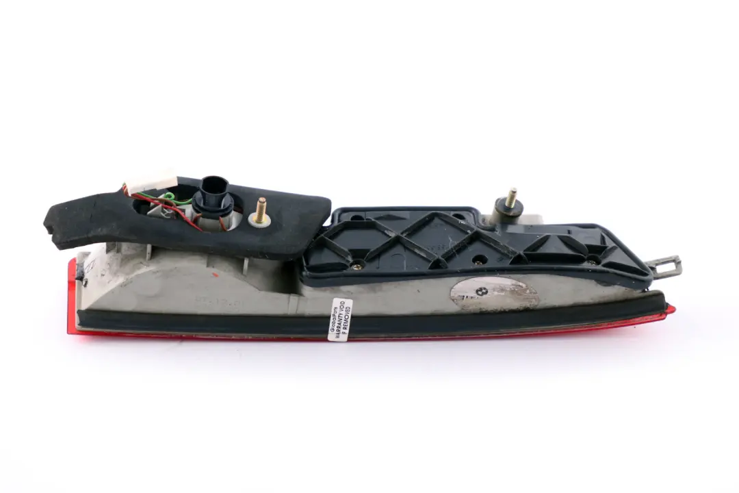 Reihe E65 E66 E67 Heckleuchte Heckklappe Rechts für BMW 7 mit Teilenummer 8379690 BMW 7 Reihe E65 E66 E67 Heckleuchte Heckklappe Rechts - SKU 8379690 - Teilenummer 8379690