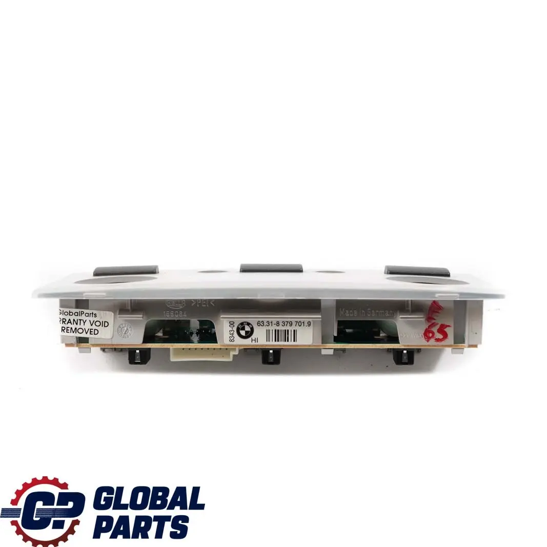 Lampka wnętrza kabiny podsufitki tył do BMW E65 E66 o numerze 8379701 BMW E65 E66 Lampka wnętrza kabiny podsufitki tył - SKU 8379701 - Numer Części 8379701