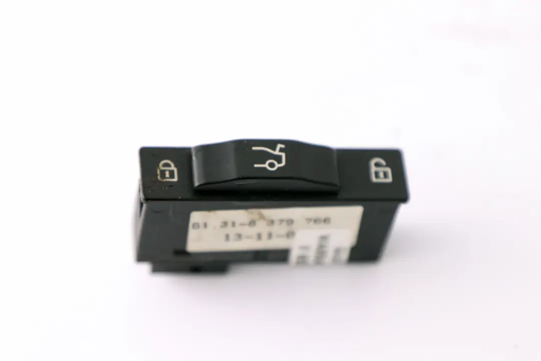 Boot Release Switch Tailgate to BMW E65 E90 E91 E92 E93 Auto with Part number 8379766 BMW E65 E90 E91 E92 E93 Auto Boot Release Switch Tailgate - SKU 8379766 - Part number 8379766