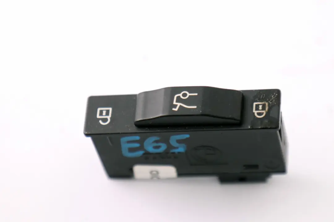 BMW 3 7 Series E65 E90 E91 E92 E93 Auto Boot Release Switch Tailgate - SKU 8379766 - Part number 8379766