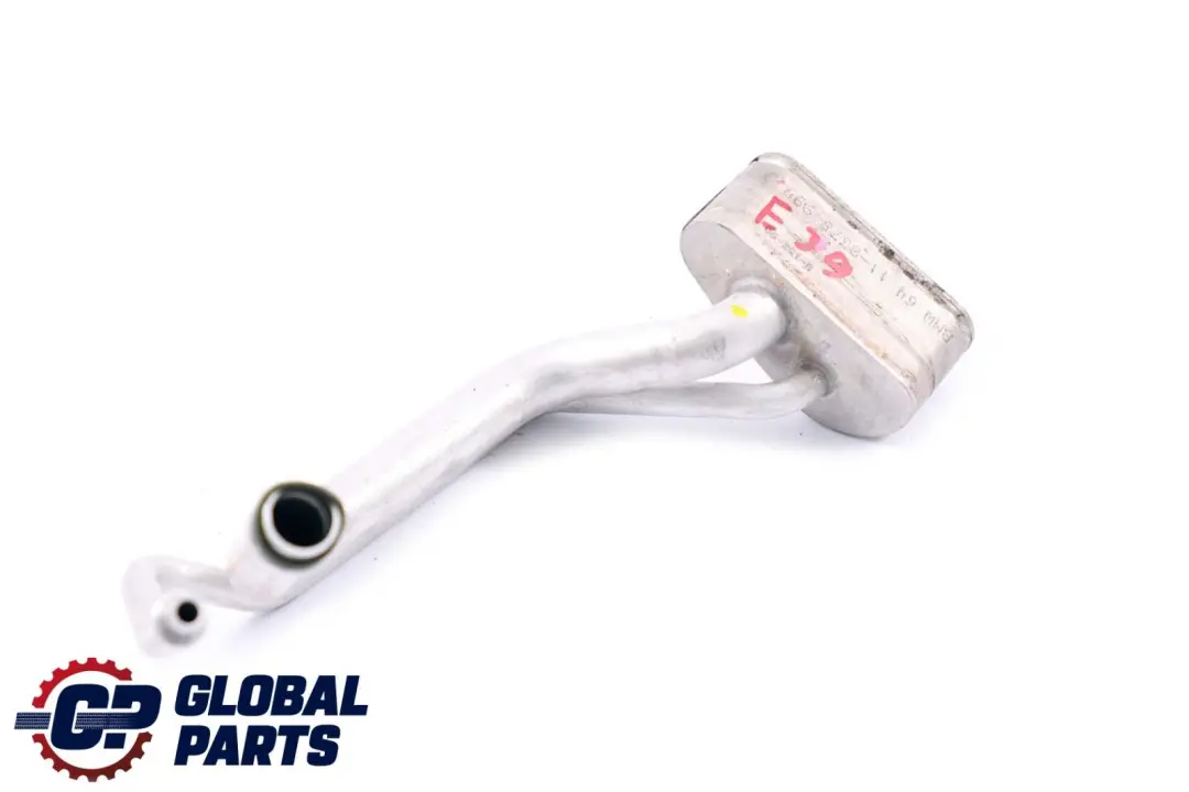 BMW E39 Tubo Para Radiador Y Valvula De Retencion - SKU 8379993 - Número de pieza 8379993