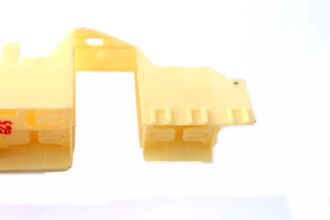 Geräteträger Hinten Rechts für BMW E65 mit Teilenummer 8379999 BMW E65 Geräteträger Hinten Rechts - SKU 8379999 - Teilenummer 8379999