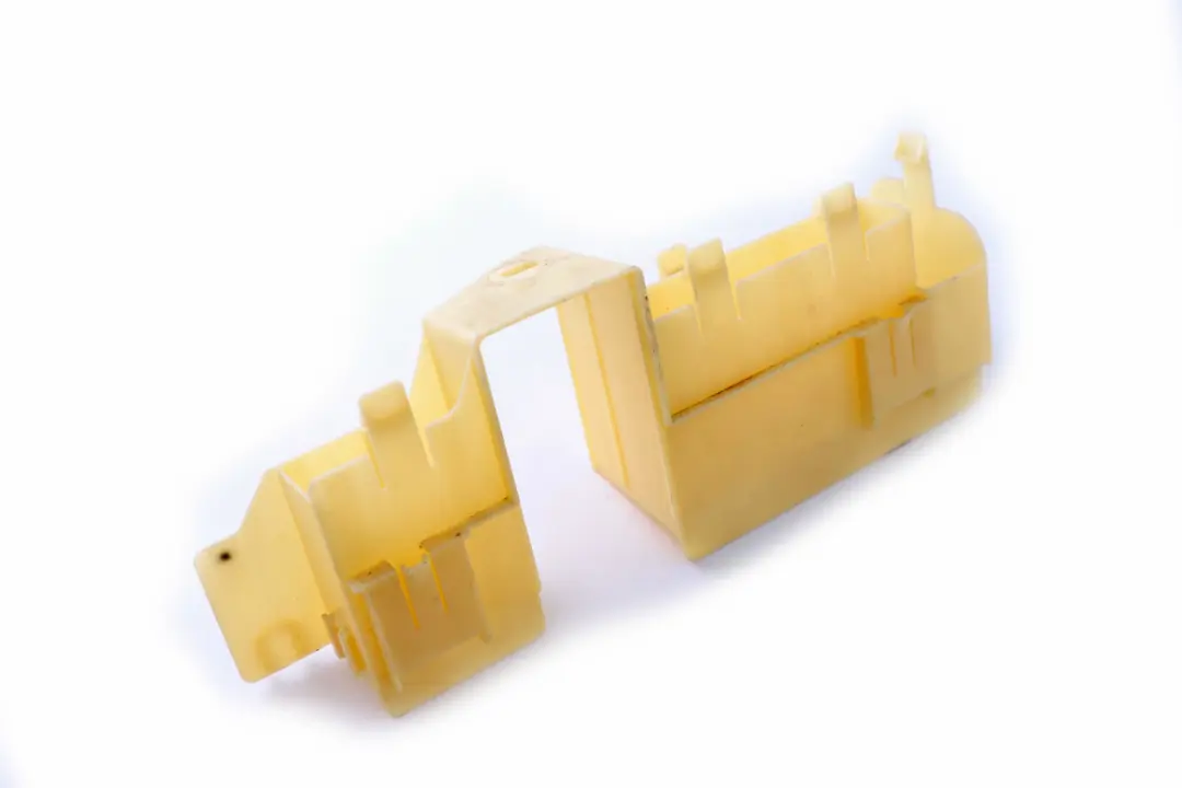 Instrument Carrier Bracket Module Right O/S to BMW E65 Rear with Part number 8379999 BMW E65 Rear Instrument Carrier Bracket Module Right O/S - SKU 8379999 - Part number 8379999