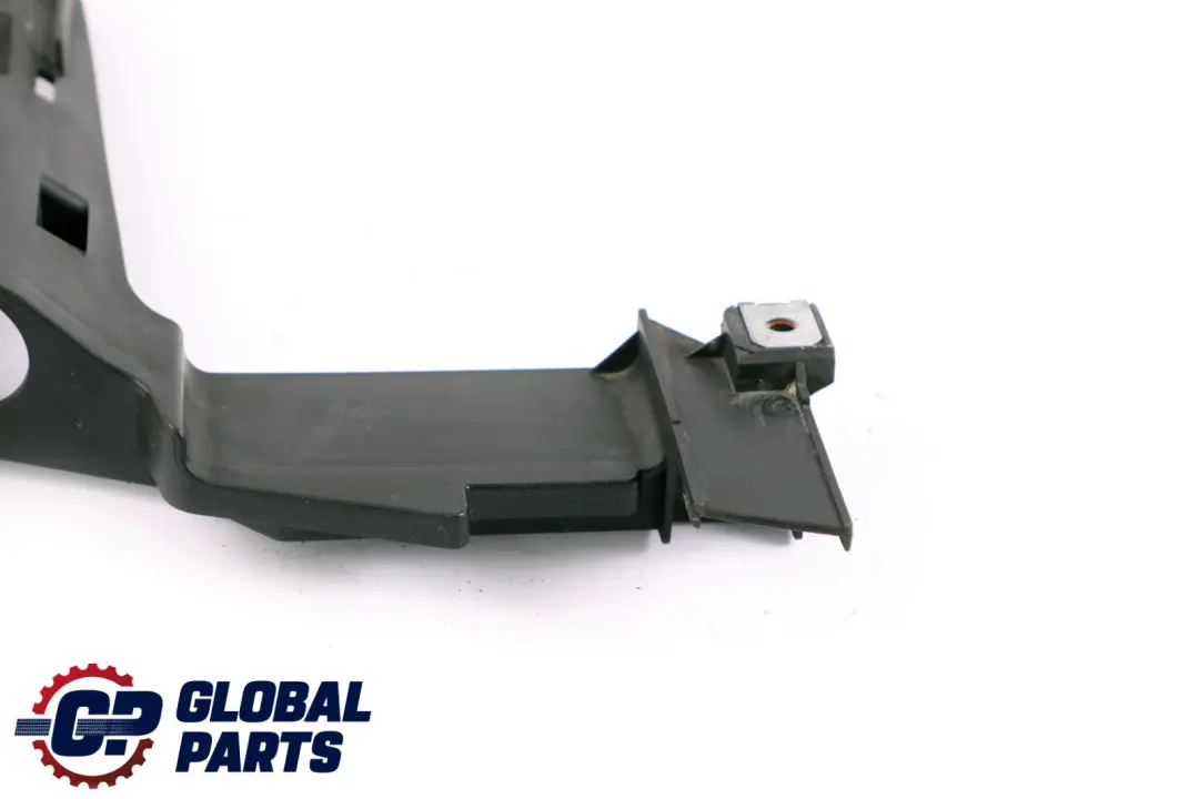 Halter Scheinwerfer Rechts für BMW 3 er E46 mit Teilenummer 8380188 BMW 3 er E46 Halter Scheinwerfer Rechts - SKU 8380188 - Teilenummer 8380188