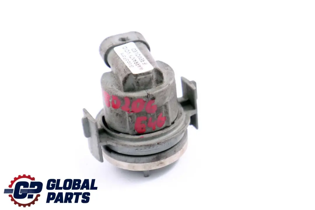 Fendinebbia Portalampada per BMW 3 E46 MINI Cooper One R50 R53 S con numero di parte 8380206 BMW 3 E46 MINI Cooper One R50 R53 S Fendinebbia Portalampada - SKU 8380206 - Numero di parte 8380206