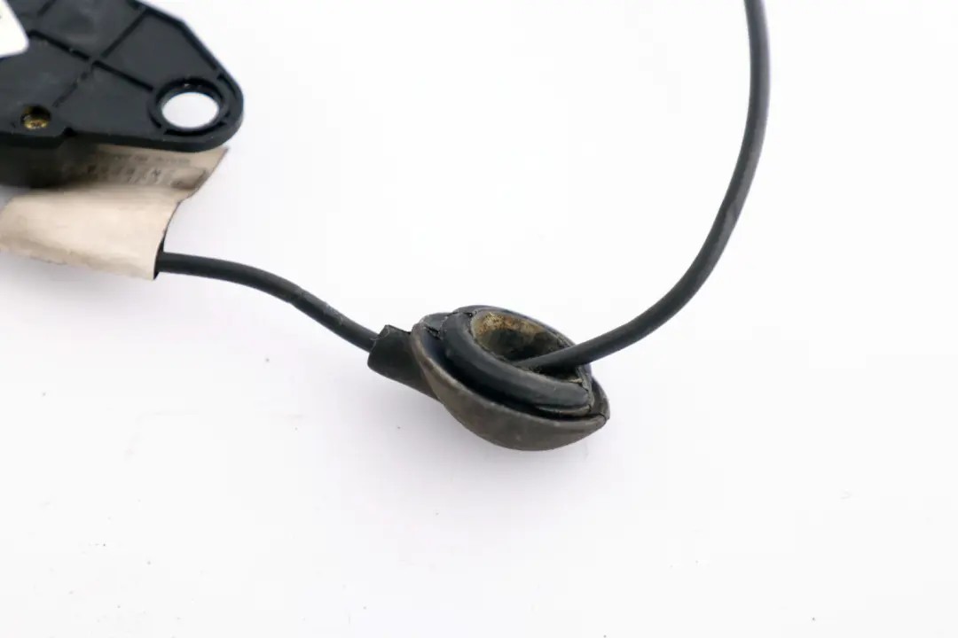 Antena moduł wzmacniacz anteny do BMW E53 X5 o numerze 65908381206 BMW E53 X5 Antena moduł wzmacniacz anteny - SKU 8381206 - Numer Części 65908381206