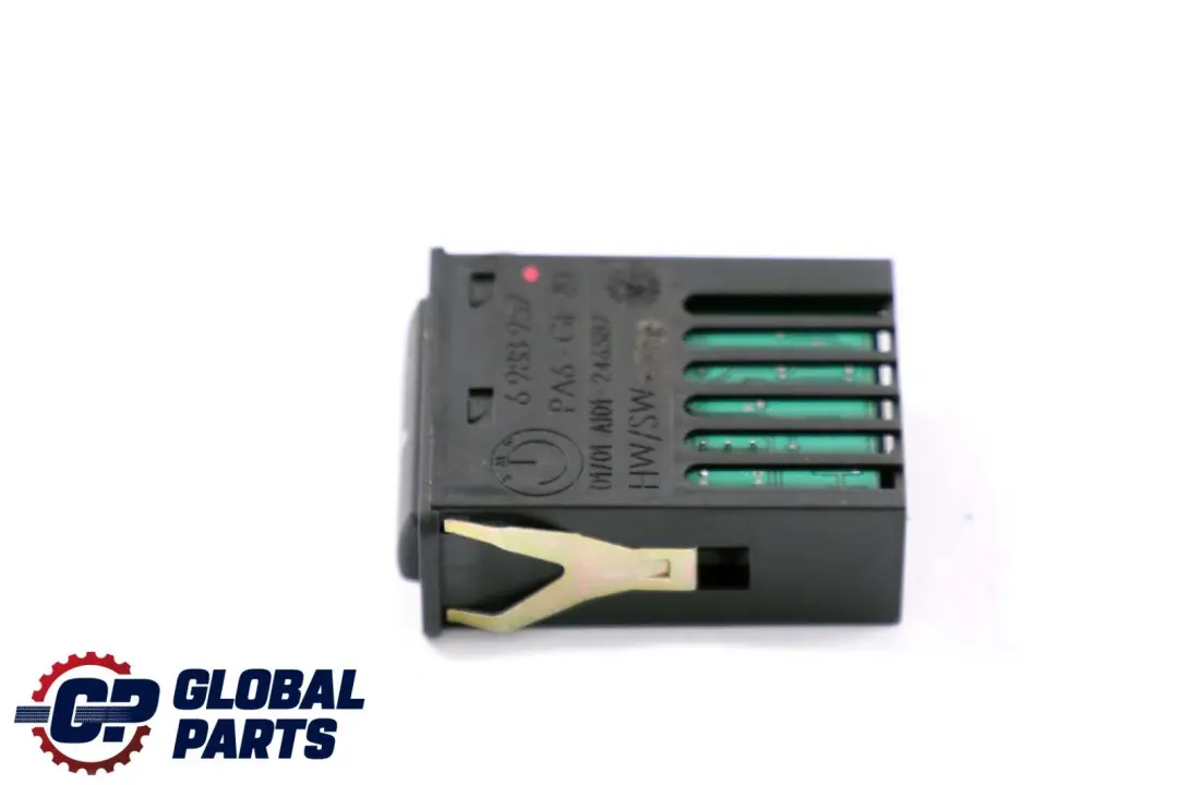 Consola Interruptor Calefacción Asiento Trasero Botón 6988957 para BMW X5 E53 con número de pieza 8381303 BMW X5 E53 Consola Interruptor Calefacción Asiento Trasero Botón 6988957 - SKU 8381303 - Número de pieza 8381303