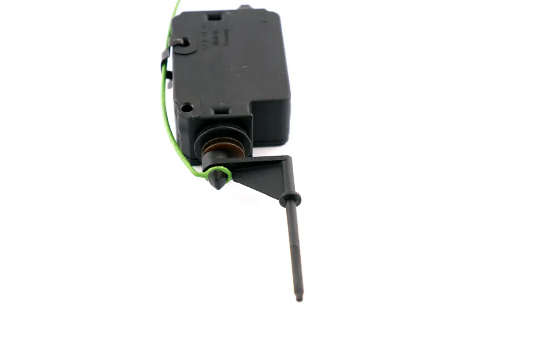 BMW 7 Series E65 E66 E67 Filler Fuel Flap Lock Opener Actuator - SKU 8381522 - Part number 6987624