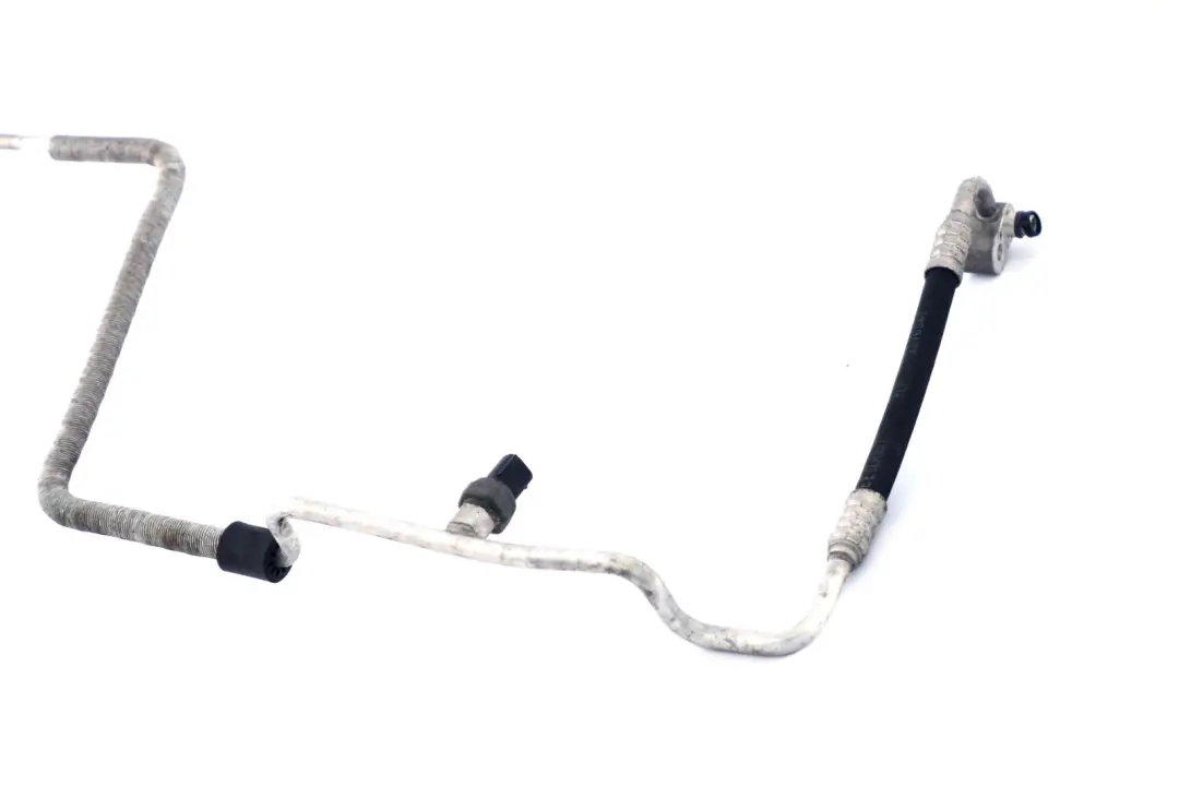 Tubo di Pressione Condensatore Vaporizzatore 6453 per BMW X5 E53 con numero di parte 8381544 BMW X5 E53 Tubo di Pressione Condensatore Vaporizzatore 6453 - SKU 8381544 - Numero di parte 8381544