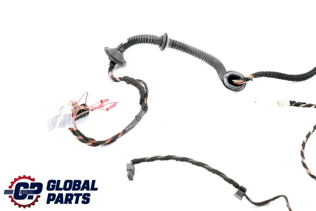 Boot Trunk Lid Tailgate Wiring Loom Harness Cable Set to BMW 5 Series E39 with Part number 8381933 BMW 5 Series E39 Boot Trunk Lid Tailgate Wiring Loom Harness Cable Set - SKU 8381933 - Part number 8381933