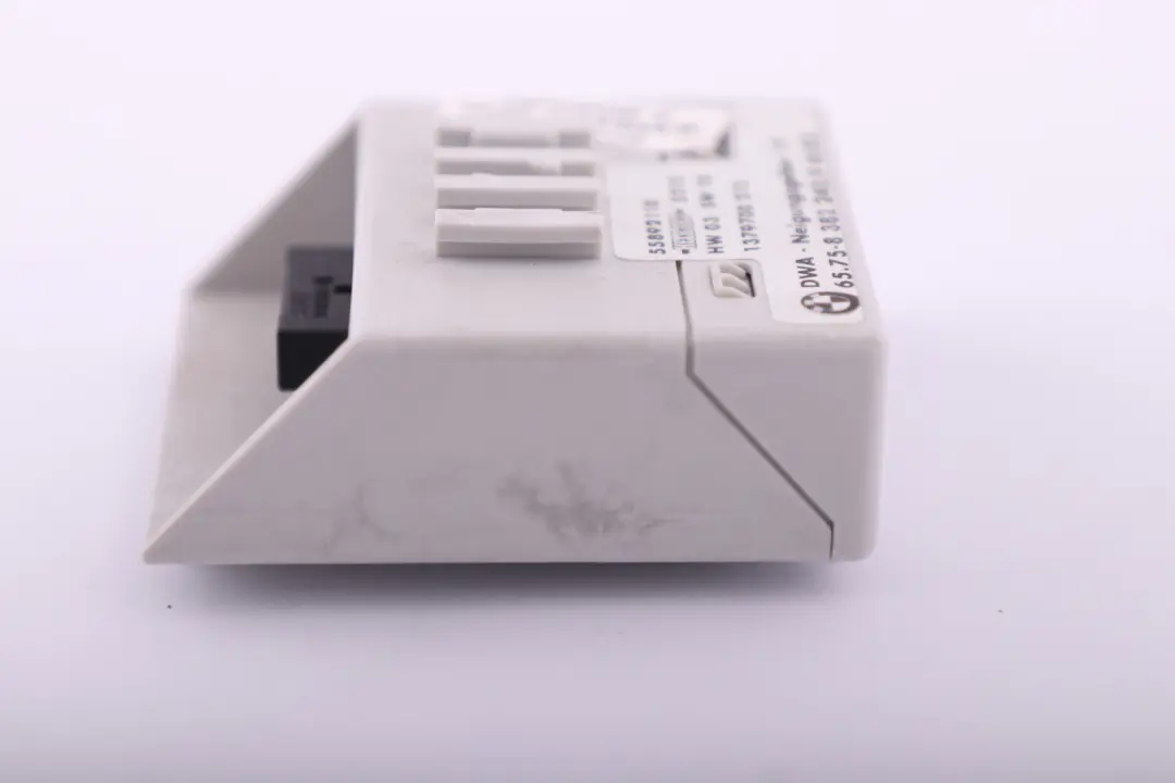 Alarm Neigungsgeber 6923209 6575 für BMW 3 X5 er E46 E53 mit Teilenummer 8382240 BMW 3 X5 er E46 E53 Alarm Neigungsgeber 6923209 6575 - SKU 8382240 - Teilenummer 8382240