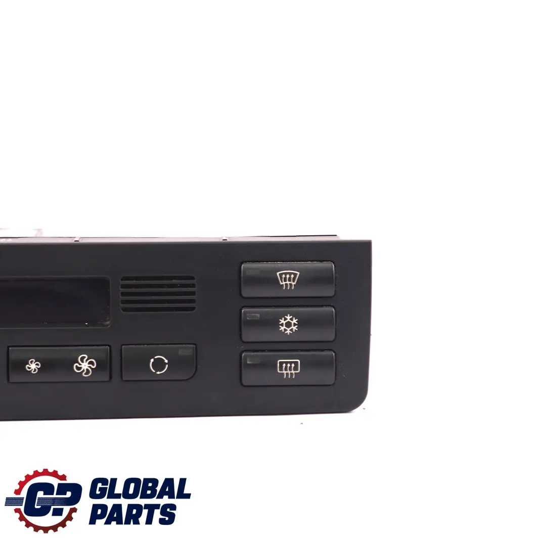 Modulo unità di controllo aria condizionata automatica per BMW 3 E46 con numero di parte 8382446 BMW 3 E46 Modulo unità di controllo aria condizionata automatica - SKU 8382446 - Numero di parte 8382446