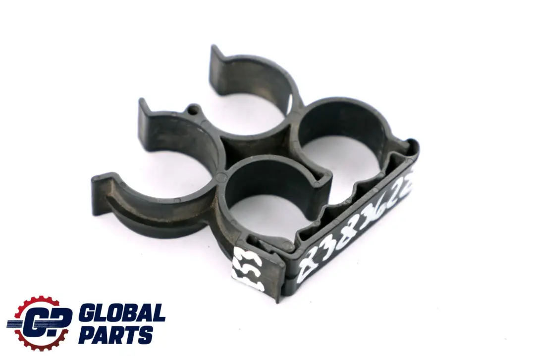 Schlauchhalter 4-fach für BMW X5 er E53 mit Teilenummer 8383628 BMW X5 er E53 Schlauchhalter 4-fach - SKU 8383628 - Teilenummer 8383628