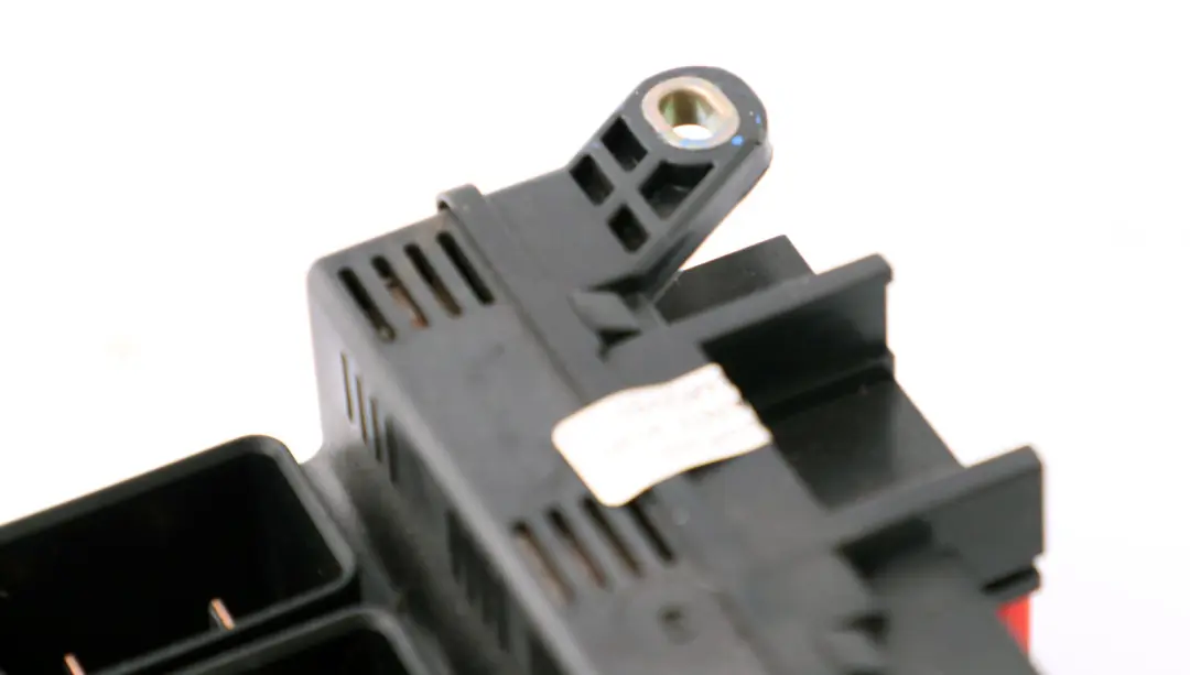 Electrical Power Distribution Fuse Box 6920648 to BMW X5 Series E53 with Part number 8384525 BMW X5 Series E53 Electrical Power Distribution Fuse Box 6920648 - SKU 8384525 - Part number 8384525