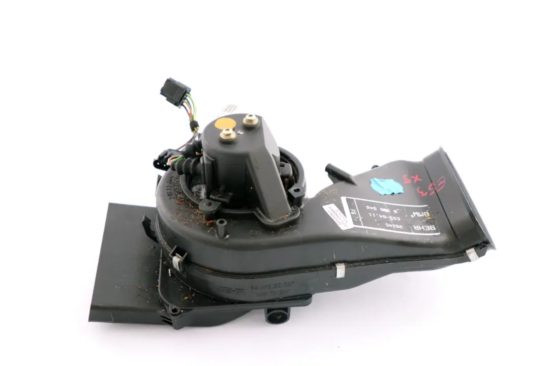 Ventilateur de Chauffage Arriere Moteur 6411 pour BMW X5 Serie E53 à propos du numéro de pièce 8385546 BMW X5 Serie E53 Ventilateur de Chauffage Arriere Moteur 6411 - SKU 8385546 - Numéro de pièce 8385546