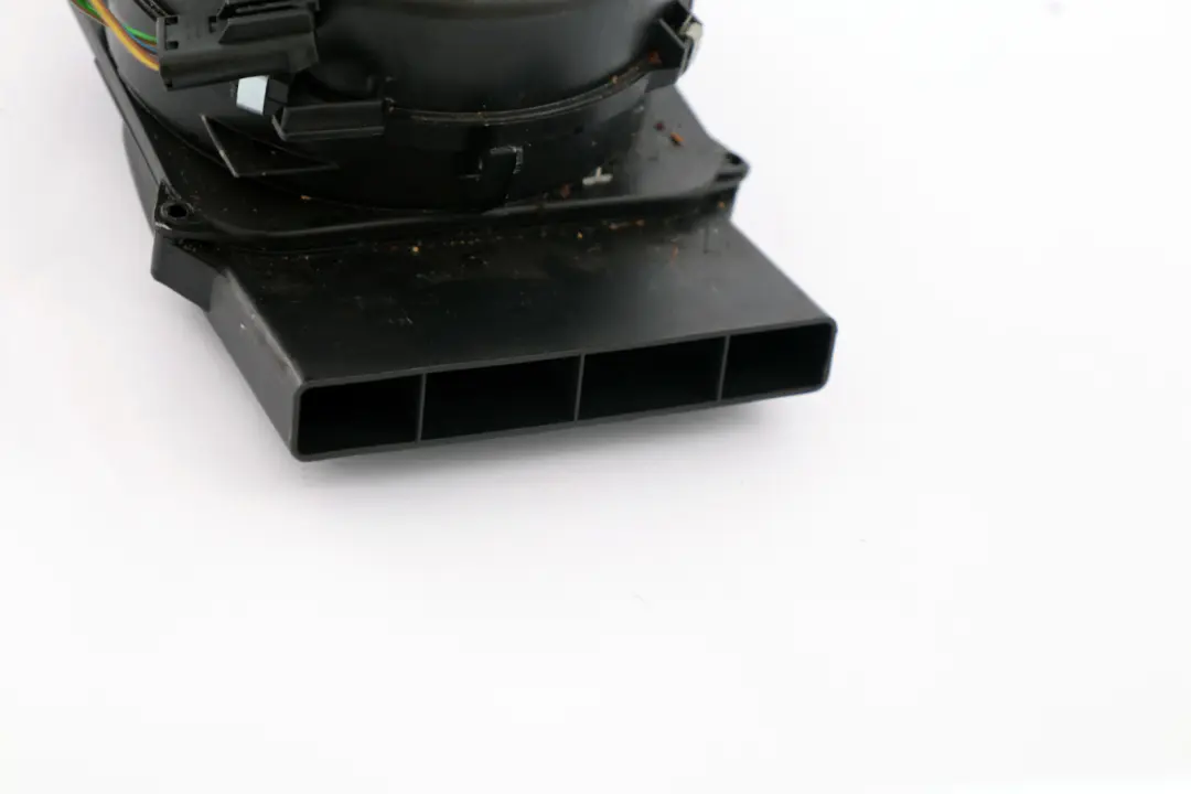 Reihe E53 Heizlüfter hinten Motor 6411 für BMW X5 mit Teilenummer 8385546 BMW X5 Reihe E53 Heizlüfter hinten Motor 6411 - SKU 8385546 - Teilenummer 8385546