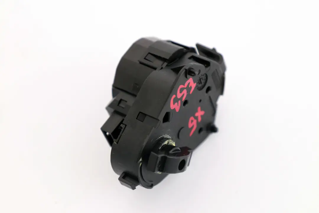 Conditioning Recycling Flap Actuator to BMW 5 X5 Series E39 E53 Automatic Air with Part number 8385556 BMW 5 X5 Series E39 E53 Automatic Air Conditioning Recycling Flap Actuator - SKU 8385556 - Part number 8385556