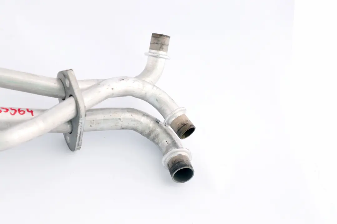 Nagrzewnica przewód rura rurki do BMW E53 X5 o numerze 8385564 BMW E53 X5 Nagrzewnica przewód rura rurki - SKU 8385564 - Numer Części 8385564