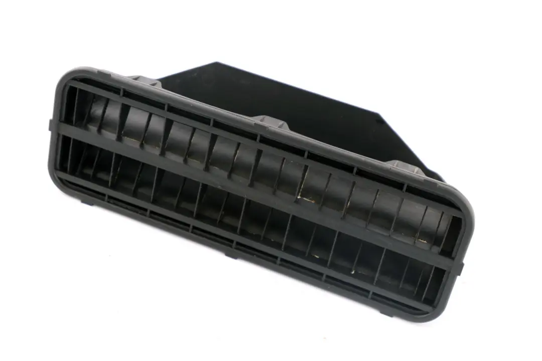 Breather Covering Air Vent Rear Bumper BMW 7 Series E65 E66 E67 - SKU 8386133 - Part number 8386133