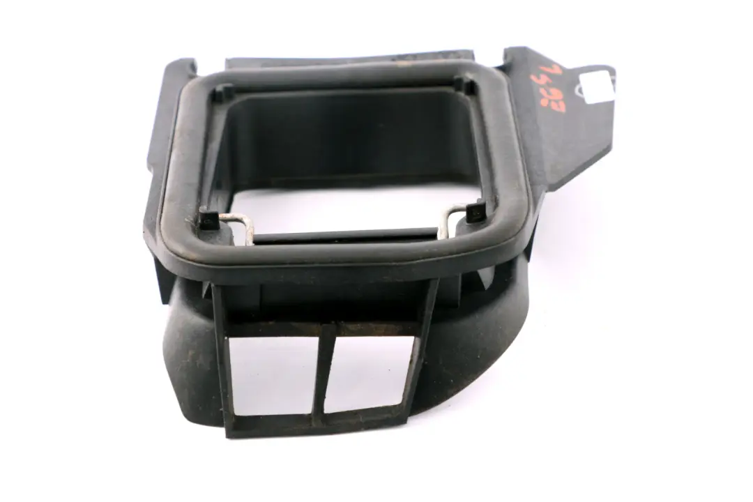 Luftkanal Leitungsverbindung links 6431 für BMW 7 er E65 E66 E67 mit Teilenummer 8386177 BMW 7 er E65 E66 E67 Luftkanal Leitungsverbindung links 6431 - SKU 8386177 - Teilenummer 8386177