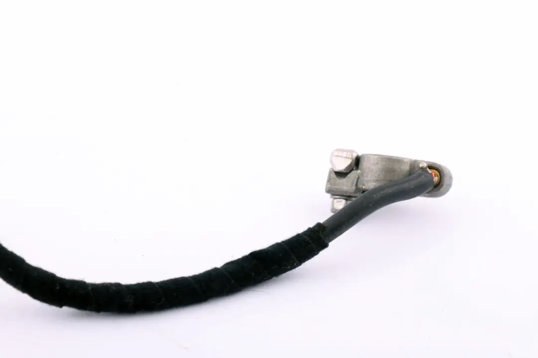 Klema Minusowa do BMW E46 F30 G30 G31 o numerze 8386674 BMW E46 F30 G30 G31 Klema Minusowa - SKU 8386674 - Numer Części 8386674