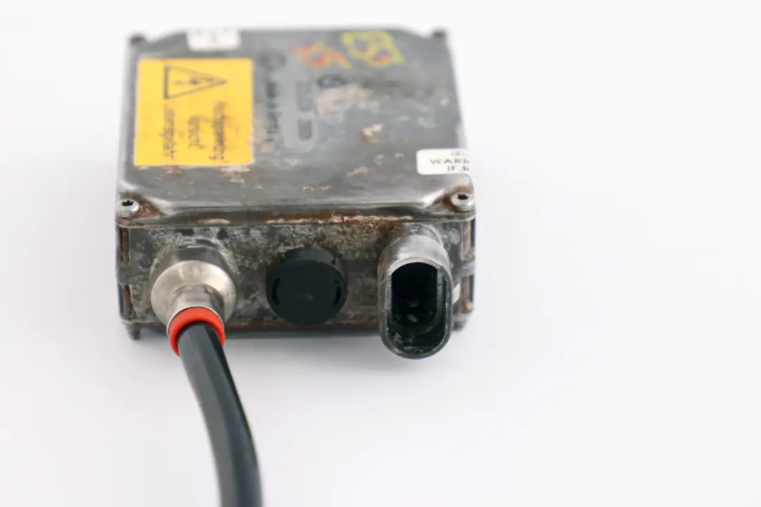 Headlight Ballast Control Unit Module Hella to BMW X5 Series E53 Xenon with Part number 8386708 BMW X5 Series E53 Xenon Headlight Ballast Control Unit Module Hella - SKU 8386708 - Part number 8386708
