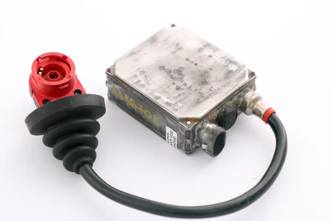 Boitier de Commande Phare au Xenon pour BMW X5 Serie E53 à propos du numéro de pièce 8386708 BMW X5 Serie E53 Boitier de Commande Phare au Xenon - SKU 8386708 - Numéro de pièce 8386708