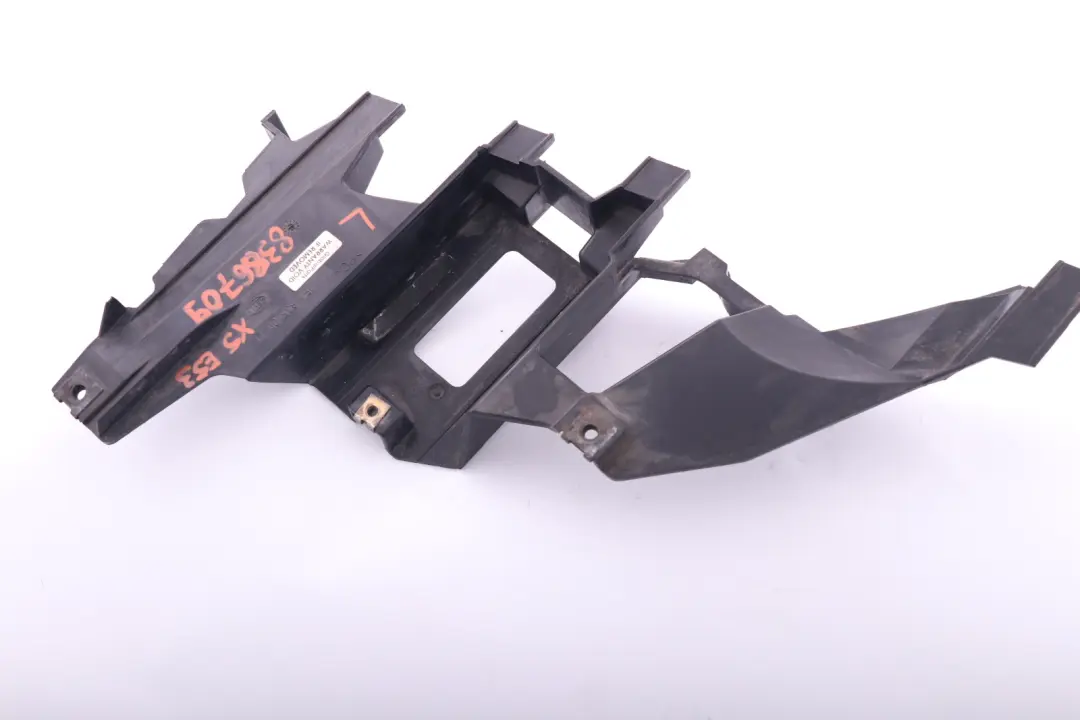 Soporte Faro delantero izquierdo para BMW X5 E53 con número de pieza 8386709 BMW X5 E53 Soporte Faro delantero izquierdo - SKU 8386709 - Número de pieza 8386709