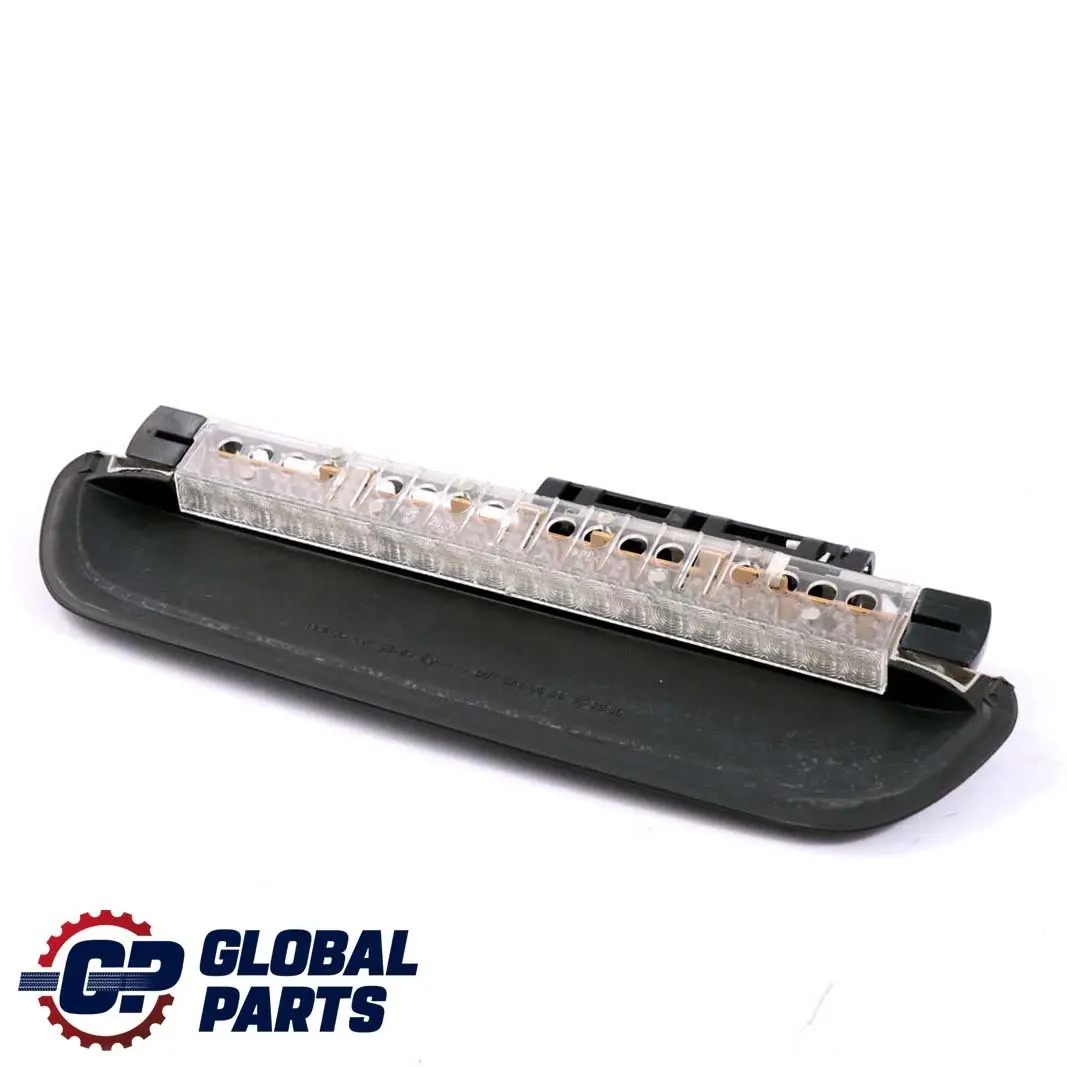 Tercera luz De freno trasera Luz De freno para BMW E46 Berlina con número de pieza 8386963 BMW E46 Berlina Tercera luz De freno trasera Luz De freno - SKU 8386963 - Número de pieza 8386963