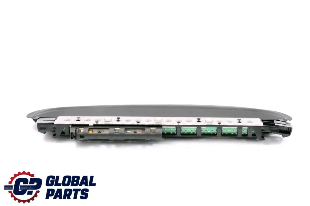 BMW E46 Feu De Freinage Arrière Troisième Feu Stop Central Noir - SKU 8386965 - Numéro de pièce 8386965