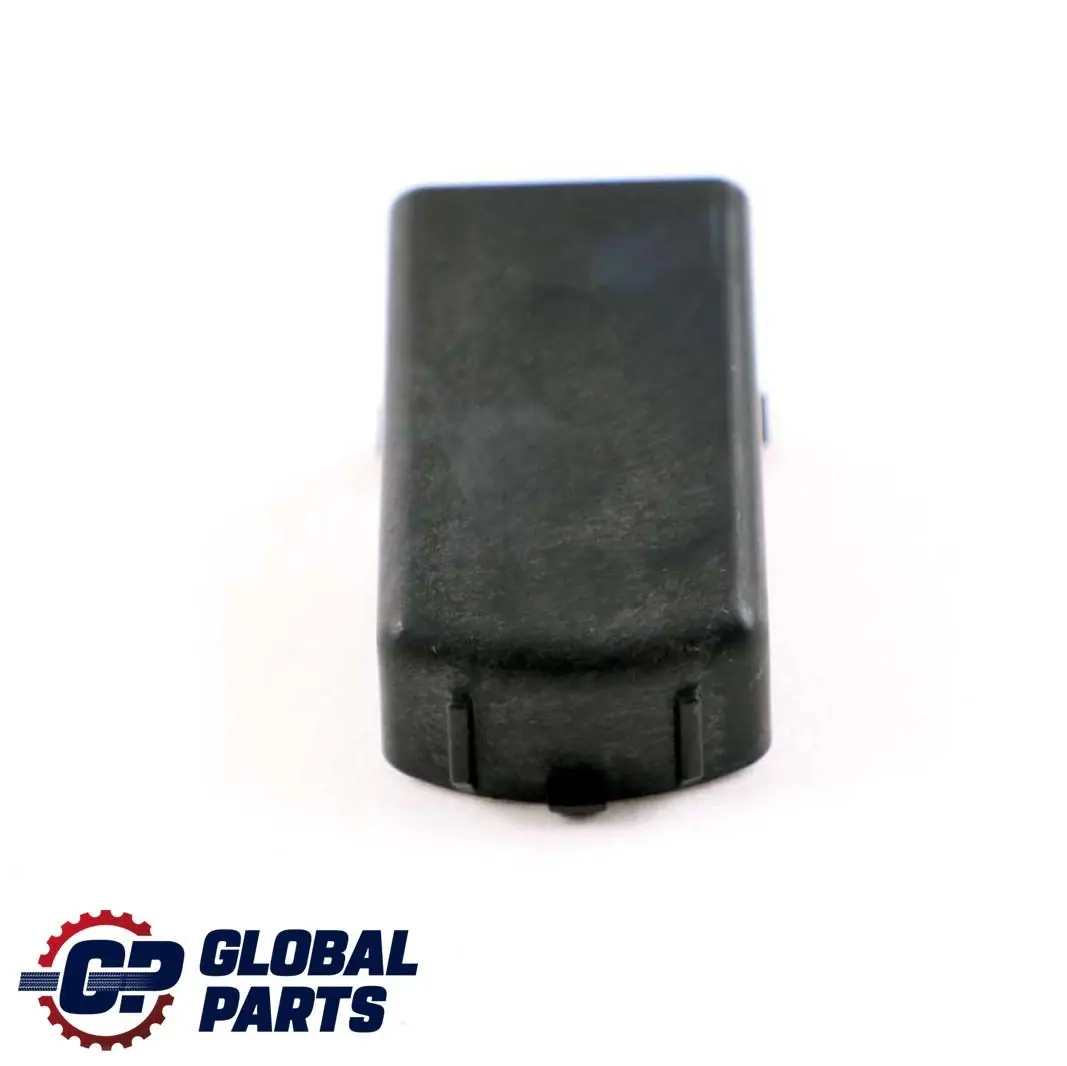 Stromverteiler Deckel Schwarz für BMW 5 7 er E60 E61 E65 mit Teilenummer 8387135 BMW 5 7 er E60 E61 E65 Stromverteiler Deckel Schwarz - SKU 8387135 - Teilenummer 8387135