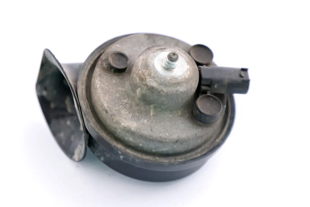 Bocina Hella De Tono Bajo Para 420 Hz para BMW X5 E53 con número de pieza 61338387342 BMW X5 E53 Bocina Hella De Tono Bajo Para 420 Hz - SKU 8387342 - Número de pieza 61338387342