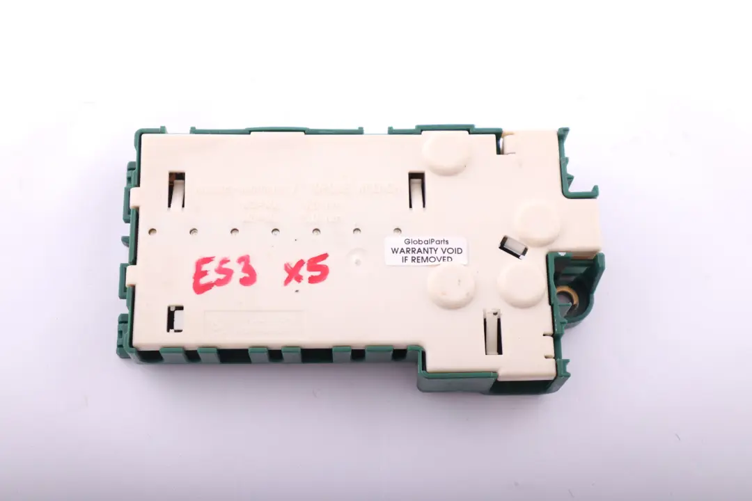 Caja De Fusibles 8 Pliegues Regulador De Voltaje Bota para BMW E39 E53 con número de pieza 6924976 BMW E39 E53 Caja De Fusibles 8 Pliegues Regulador De Voltaje Bota - SKU 8387541 - Número de pieza 6924976